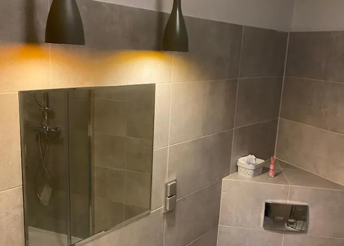 Art Space אכסניה