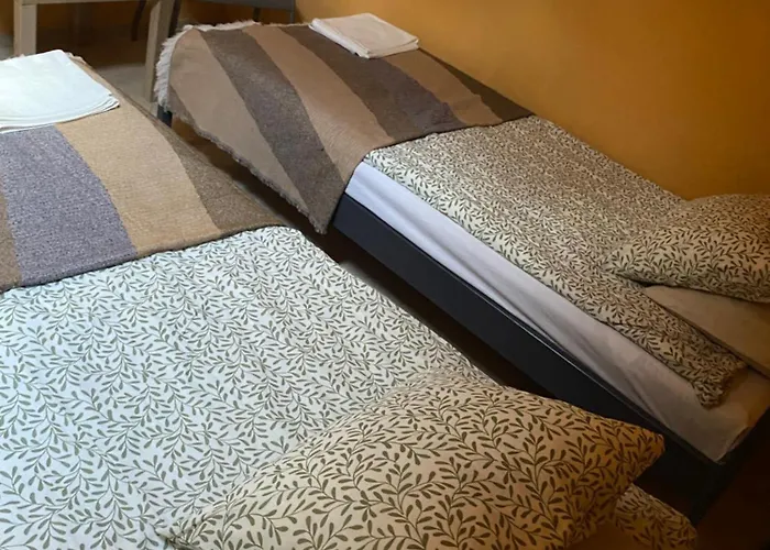 Art Space אכסניה *