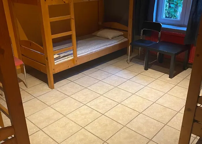 אכסניה Art Space *