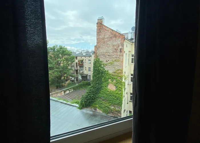 אכסניה Art Space