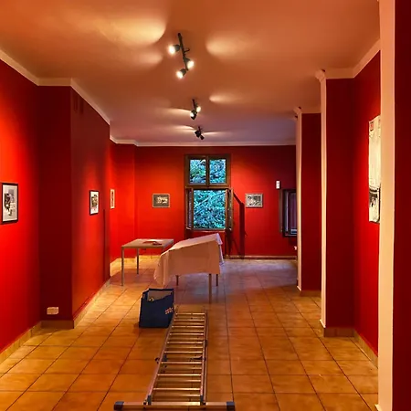 Hostal Art Space