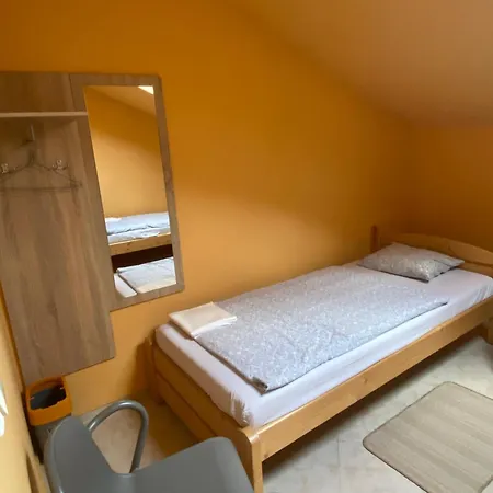 Art Space Hostal